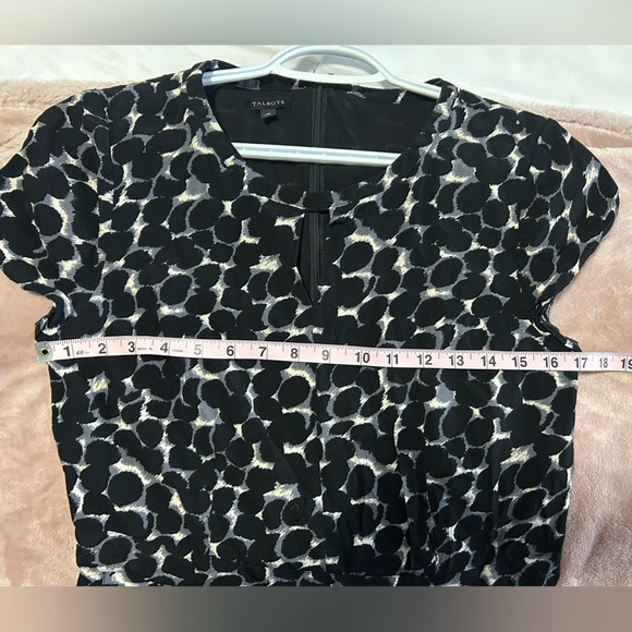 Talbots Black Gray Printed Dress Cap Sleeve Keyhole Front Classic Pleated Skirt - Picture 7 of 8